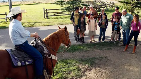 Toda la familia llega al rancho Toda la familia llega al rancho