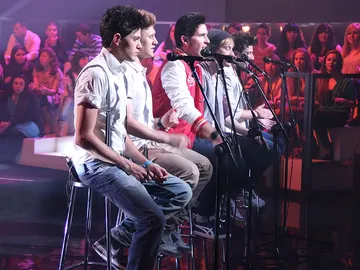 Auryn durante su actuación en Estación Neox Auryn durante su actuación en Estación Neox