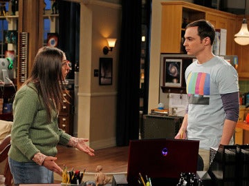 Amy discute con Sheldon