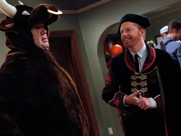 Cam y Mitchell disfrazados Cam y Mitchell disfrazados