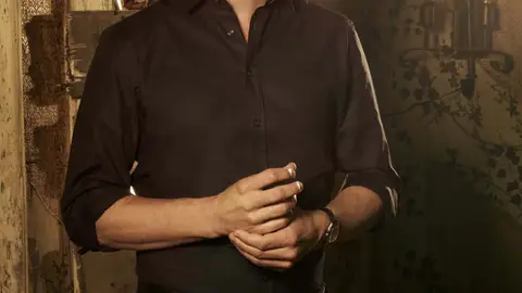 Gale Harold es Charles Meade Gale Harold es Charles Meade