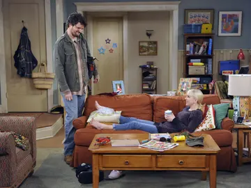 Christy se tuerce el tobillo Christy se tuerce el tobillo