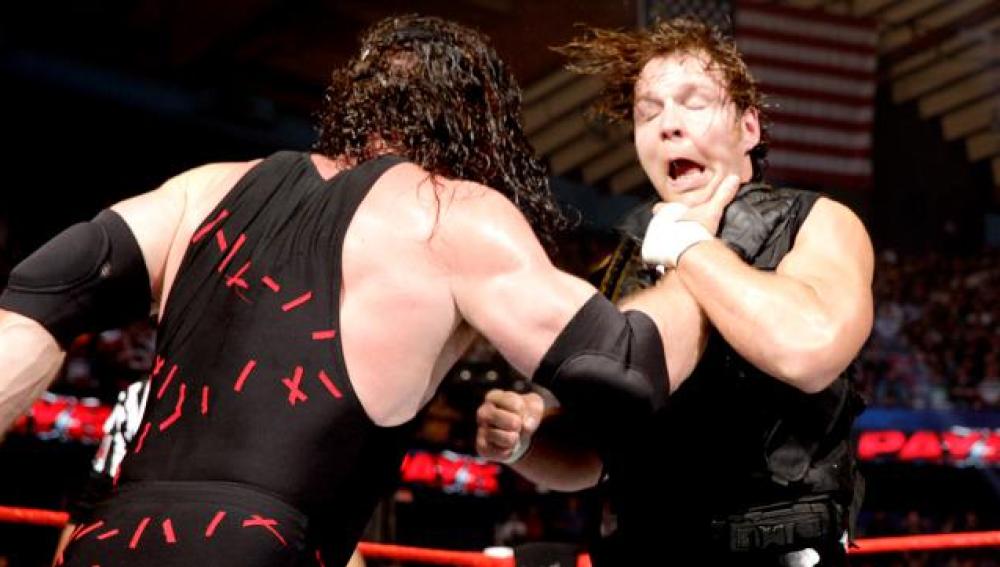 Dean Ambrose contra el monstruo rojo, Kane: los dos hombres más trastornados de la WWE