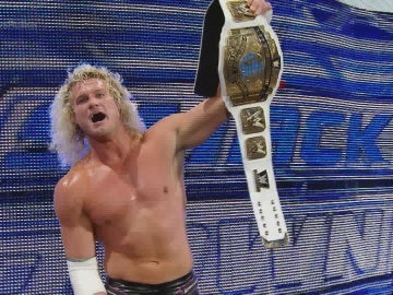 El Campeón Intercontinental, Ziggler se impone a Mitb Rollins