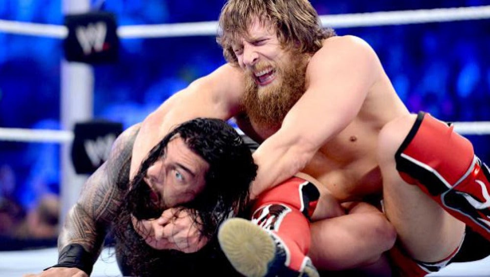 Roman Reings y Daniel Bryan