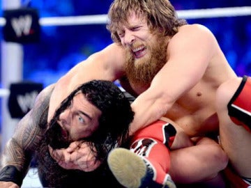 Roman Reings y Daniel Bryan