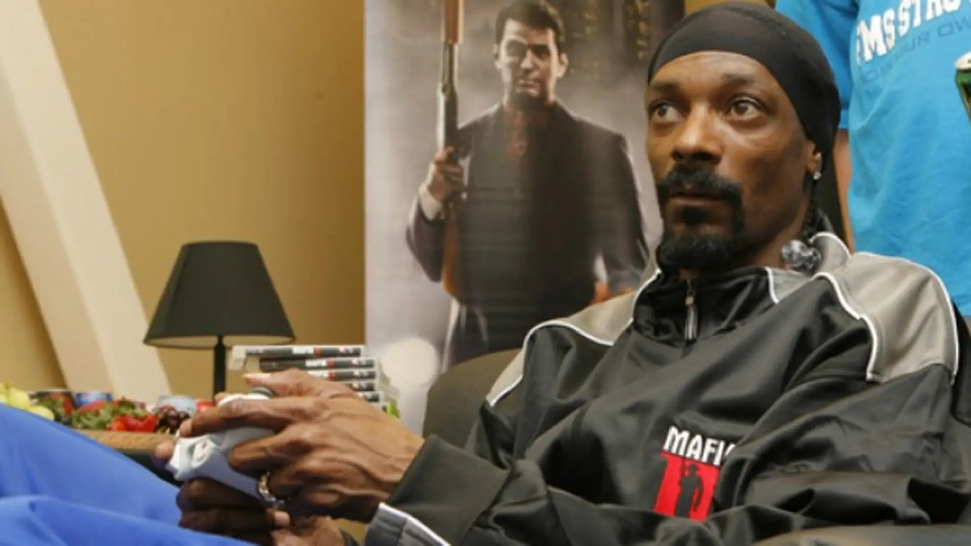 Snoop Dogg jugando a Xbox