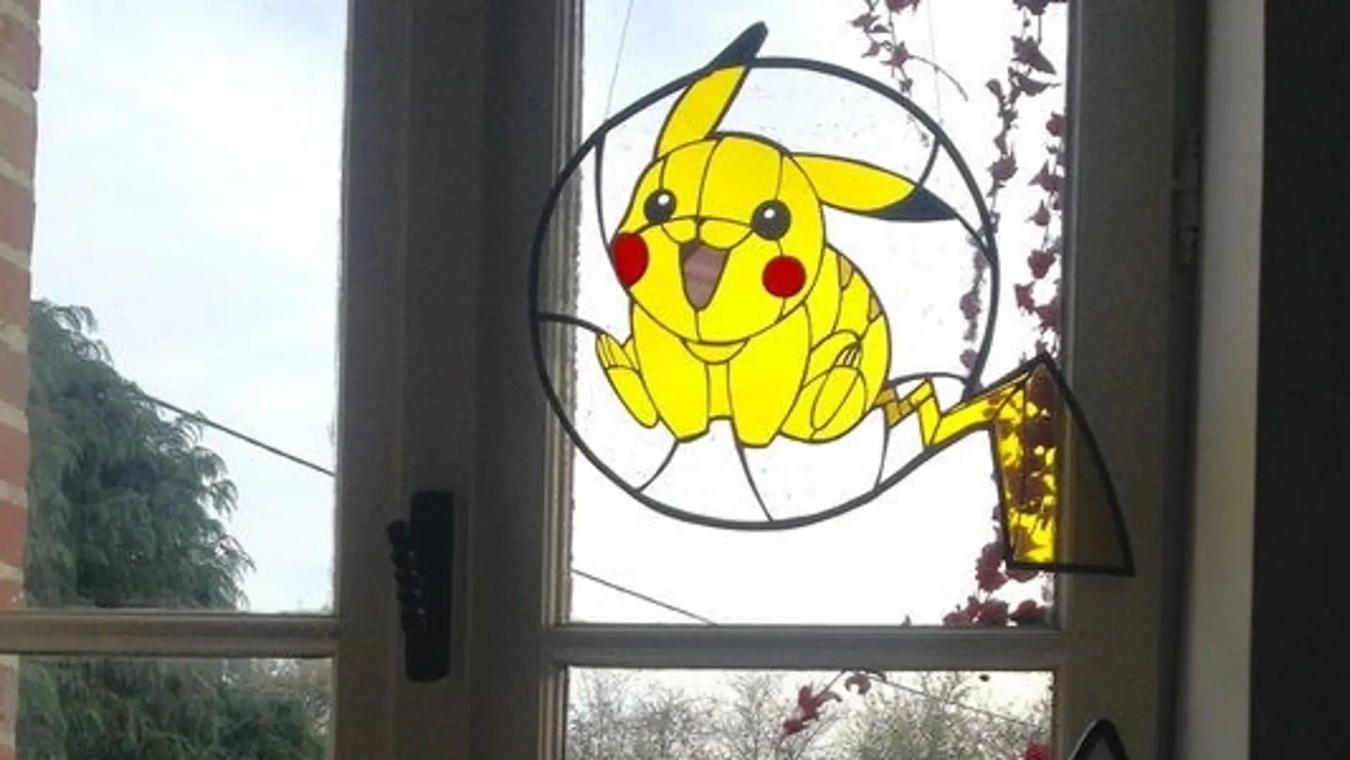 Vidriera Pikachu
