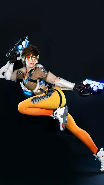 Cosplay Tracer 2 Cosplay Tracer 2