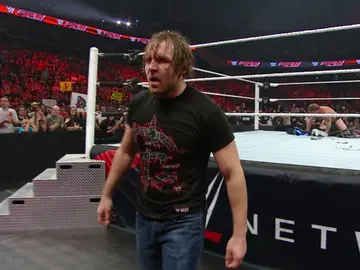 Ambrose se convierte en el protagonista de ‘Raw’ Ambrose se convierte en el protagonista de ‘Raw’