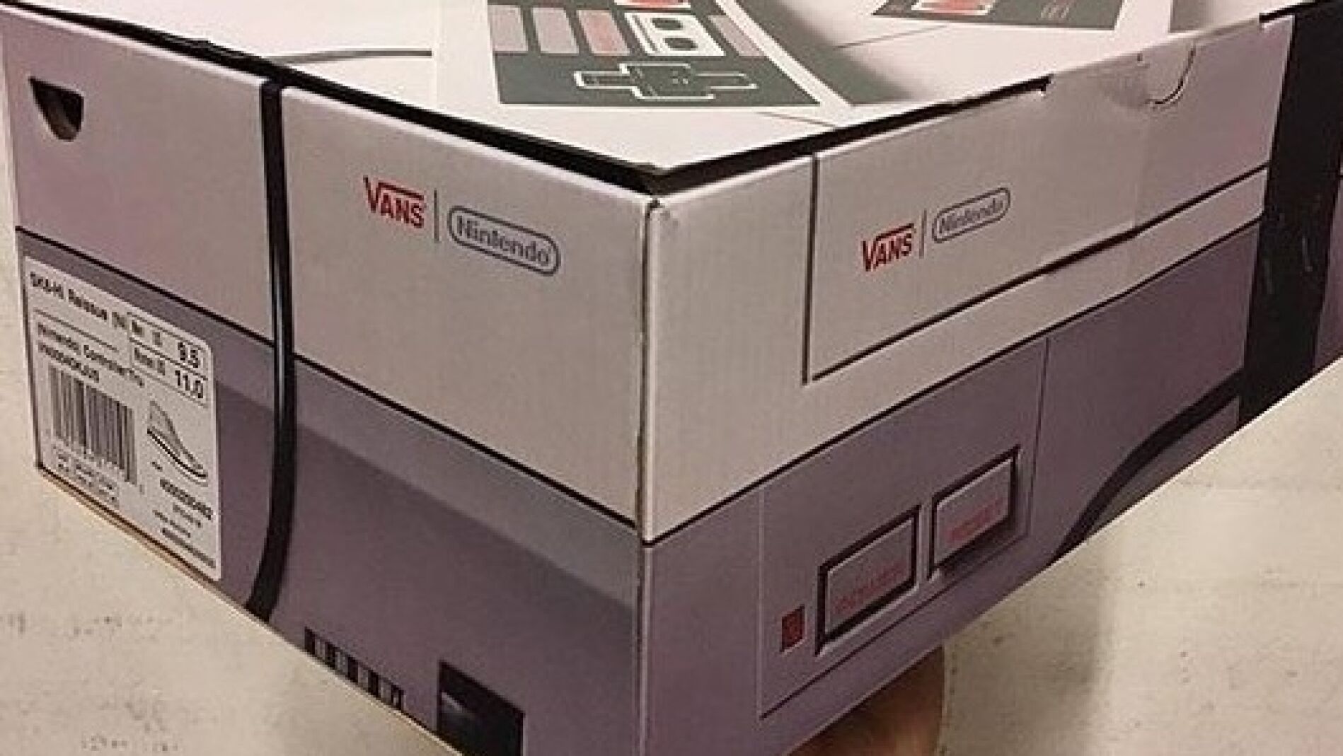 Caja de zapatos de NES