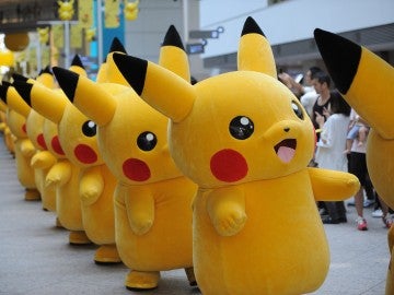 Pikachu tomas las calles de Japón (14-08-2016)