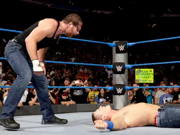 Ambrose traiciona a John Cena después de vencer en el Main Event en ‘SmackDown’ Ambrose traiciona a John Cena después de vencer en el Main Event en ‘SmackDown’