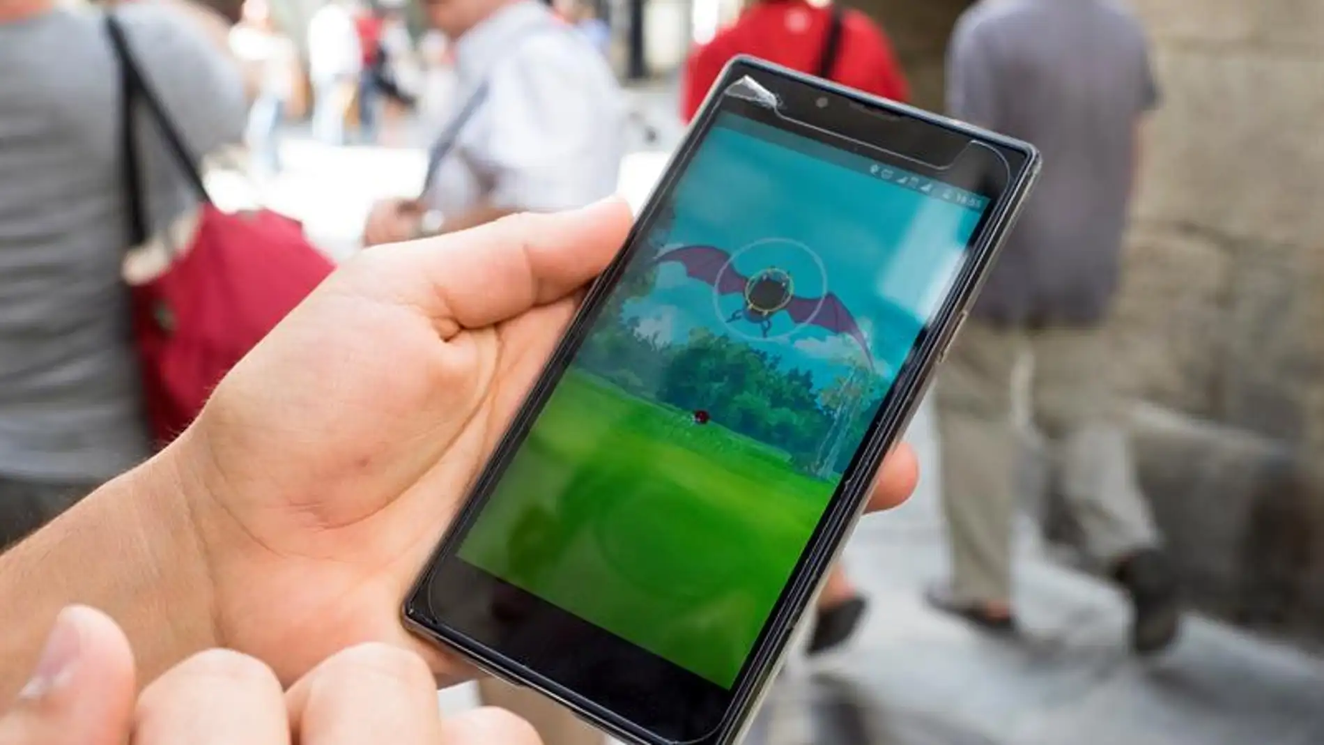 Vista del juego 'Pokémon Go' en un smartphone