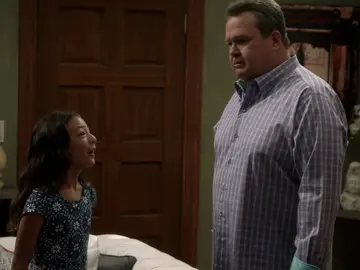 La lección que Mitch y Cam quieren darle a Lyly La lección que Mitch y Cam quieren darle a Lyly