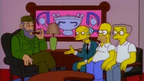 Homer Simpson, Smithers y Burns visitan a Fidel Castro en La Habana Homer Simpson, Smithers y Burns visitan a Fidel Castro en La Habana