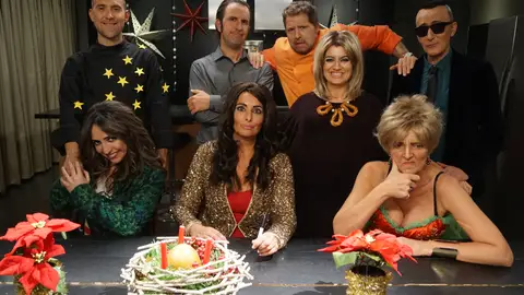 Los protagonistas de 'Homo Zapping' en 'Feliz Año Neox' Las primeras fotografías de 'Homo Zapping'