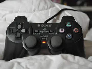 PlayStation 2 DualShock PlayStation 2 DualShock