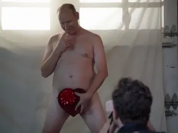 Frame 81.749024 de: Tim no sabe apreciar el regalo sexy que Heather le ha preparado Frame 81.749024 de: Tim no sabe apreciar el regalo sexy que Heather le ha preparado