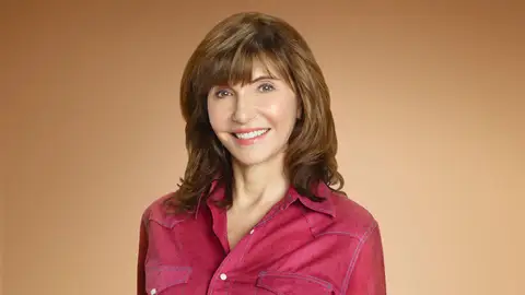 Gail Interpretada por Mary Steenburgen