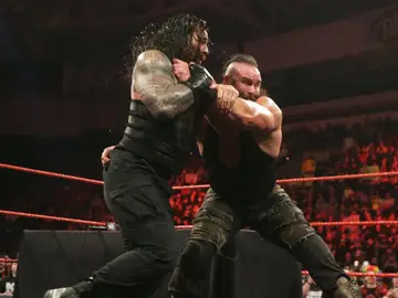 Strowman manda un mensaje a Roman Reigns en ‘Raw’ Strowman manda un mensaje a Roman Reigns en ‘Raw’