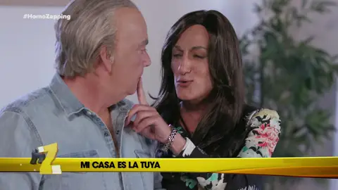 Mariló Montero corta un pepino con la 'mirada MILF' Mariló Montero corta un pepino con la 'mirada MILF'