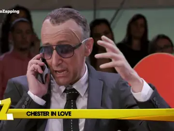 "Hola cariño, no puedo hablar, estoy trabajando" "Hola cariño, no puedo hablar, estoy trabajando"