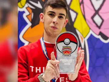 PokeAlex PokeAlex