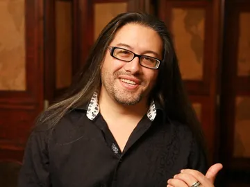 Pasado, presente y futuro de los videojuegos Pasado, presente y futuro de los videojuegos