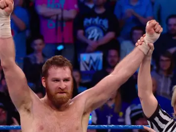 Sami Zayn se impone en el Fatal 4 Way de la marca azul  Sami Zayn se impone en el Fatal 4 Way de la marca azul