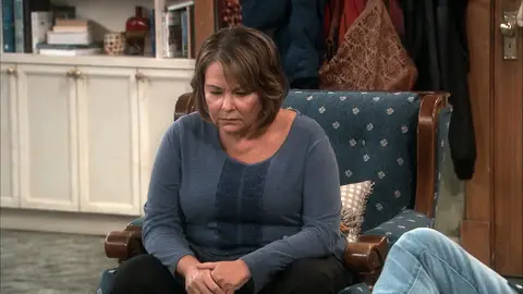 Roseanne dando ánimos Roseanne