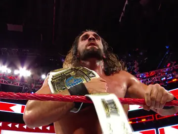 Seth Rollins retiene el Campeonato Intercontinental Seth Rollins retiene el Campeonato Intercontinental