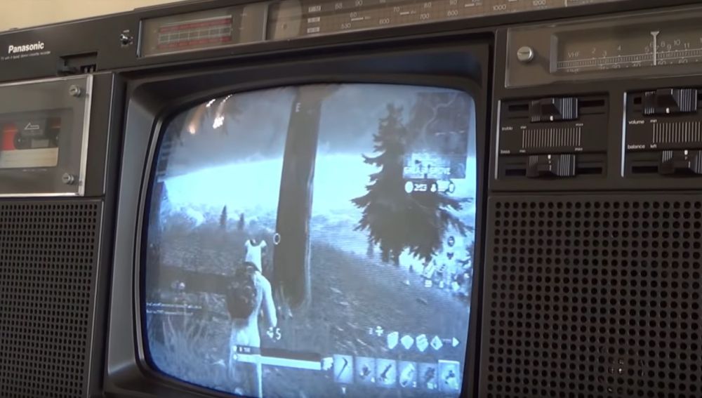 fortnite en una pantalla de 1984 - tele con fortnite