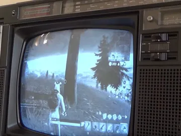 Fortnite en una pantalla de 1984 Fortnite en una pantalla de 1984