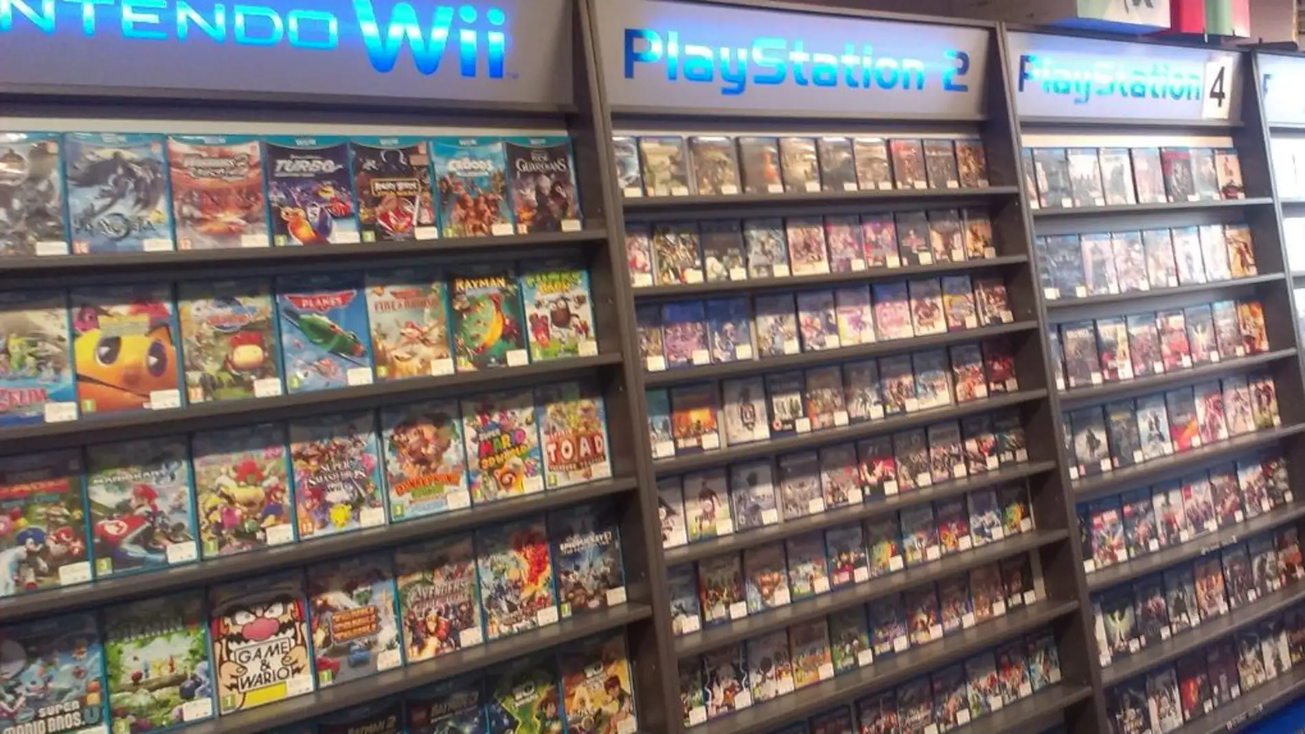 Tienda de videojuegos