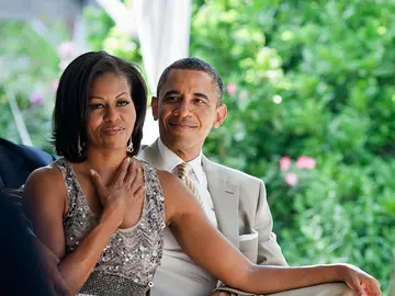 Michelle y Barack Obama se divorcian Michelle y Barack Obama se divorcian