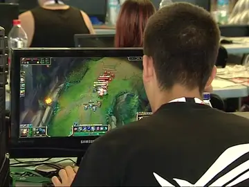 El Gobierno canario implanta dos horas de videojuegos a la semana en varios centros escolares El Gobierno canario implanta dos horas de videojuegos a la semana en varios centros escolares