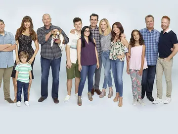T10 Modern Family (Sección) T10 Modern Family (Sección)