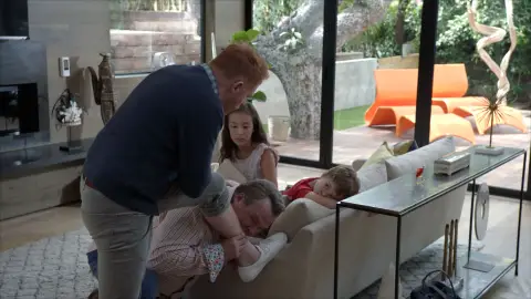 La delirante idea de Mitch Modern family