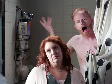 Pam sale de la cárcel y tiene algo que pedir a Mitchell Pam sale de la cárcel y tiene algo que pedir a Mitchell