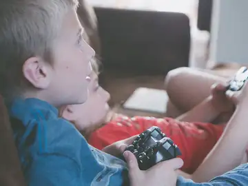 Niños jugando Niños jugando