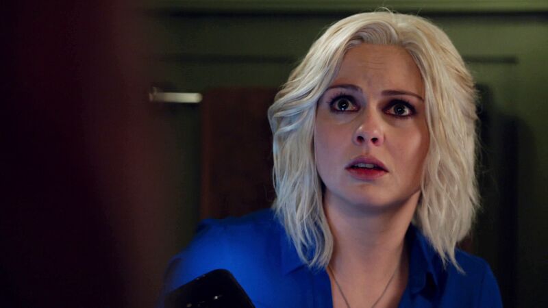 Liv, celosa tras descubrir unos mensajes sospechosos en el teléfono de Major