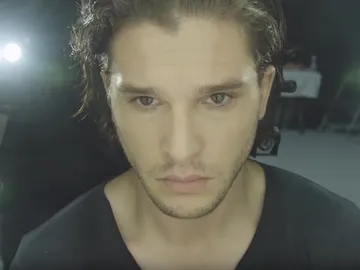 Kit Harrington en el making of de Call of Duty Kit Harrington en el making of de Call of Duty