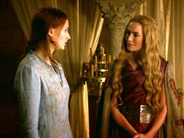 Sophie Turner y Lena Headey como Sansa y Cersei en 'Juego de Tronos'
