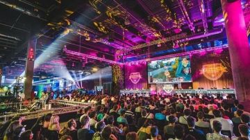 Dreamhack, el mayor festival de esports del mundo, aterriza en Valencia Dreamhack, el mayor festival de esports del mundo, aterriza en Valencia