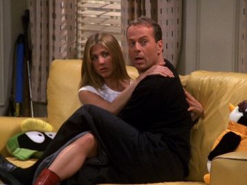 Bruce Willis participó en 'Friends' porque perdió una apuesta con Chandler