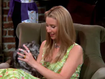 La madre de Phoebe se reencarna en un gato La madre de Phoebe se reencarna en un gato