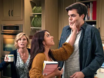 Así es ahora la vida de los Dunphy con la llegada de los gemelos Así es ahora la vida de los Dunphy con la llegada de los gemelos