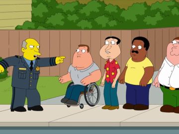 El superintendente Chalmers de 'Los Simpson' se cuela en 'Padre de Familia'
