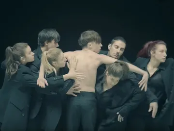 BTS estrena su nuevo single 'Black Swan' BTS estrena su nuevo single 'Black Swan'